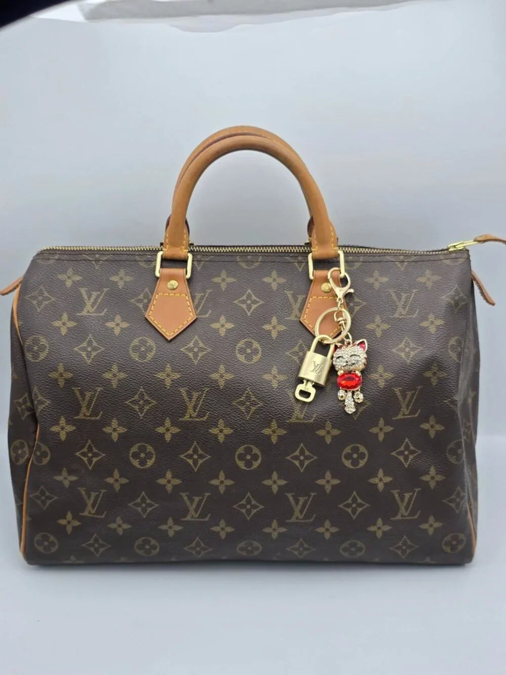 Authentic LV Gold Padlock & Key 🔑 Unbranded Cat Bag Charm / Keychain Combo